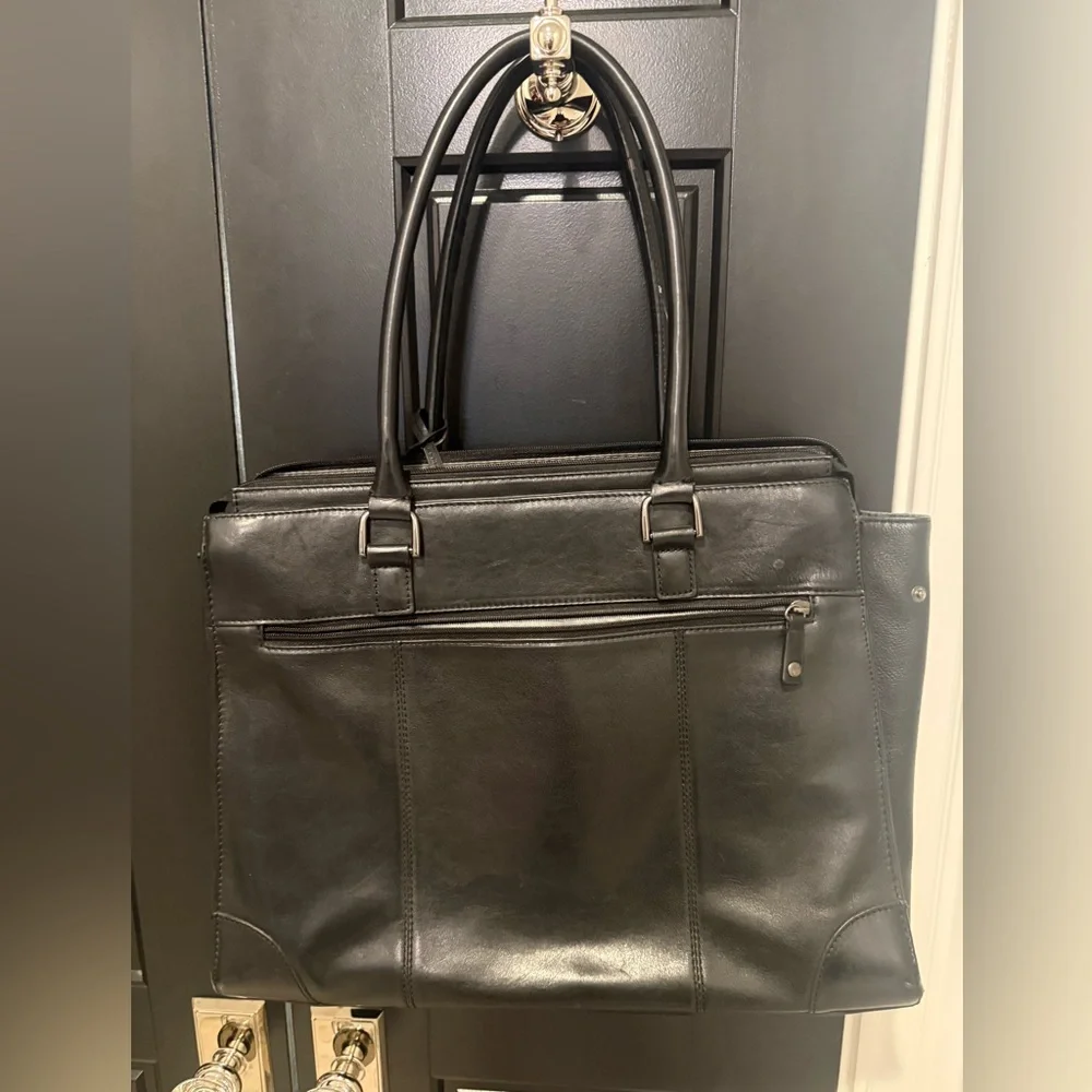 Kenneth Cole Reaction Leather Laptop and Travel Bag
